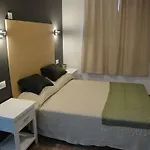 Boutique Geranios Del Pinar 게스트하우스 토레몰리노스