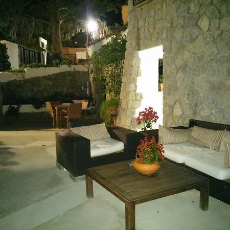 Boutique Geranios Del Pinar Vendégház Torremolinos