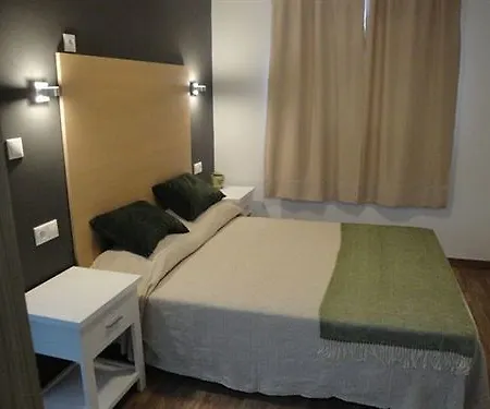 Boutique Geranios Del Pinar בית הארחה טורמולינוס
