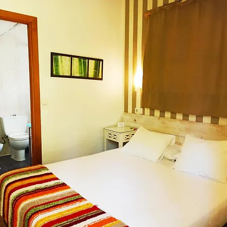 招待所 Boutique Geranios Del Pinar 托雷莫利诺斯